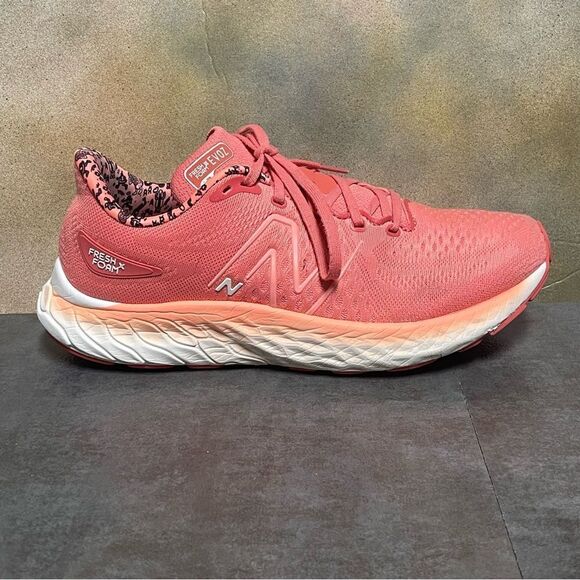New Balance Fresh Foam X EVOZ v3 Women's Running Shoes Size 10B - Picture 8 of 16